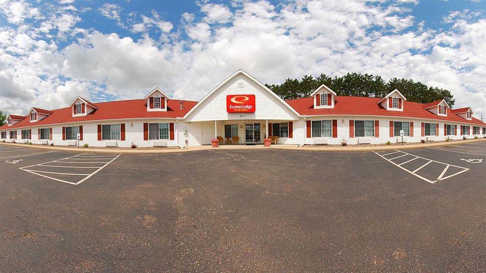 או קלייר Econo Lodge Inn & Suites מראה חיצוני תמונה